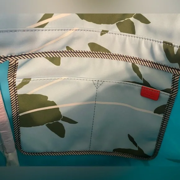 New Fossil Turtle Print Blue and Green Women's Bag with Red Shoulder Strap - Picture 6 of 8